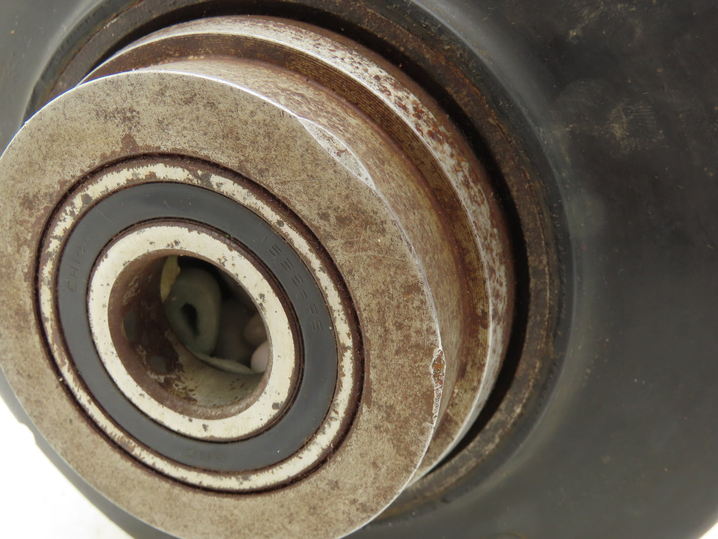 NA Solid Rubber Tire Lift 8-1/2"x 4"x4" Drive Sprocket #50-28T Bearing 1-1/8"