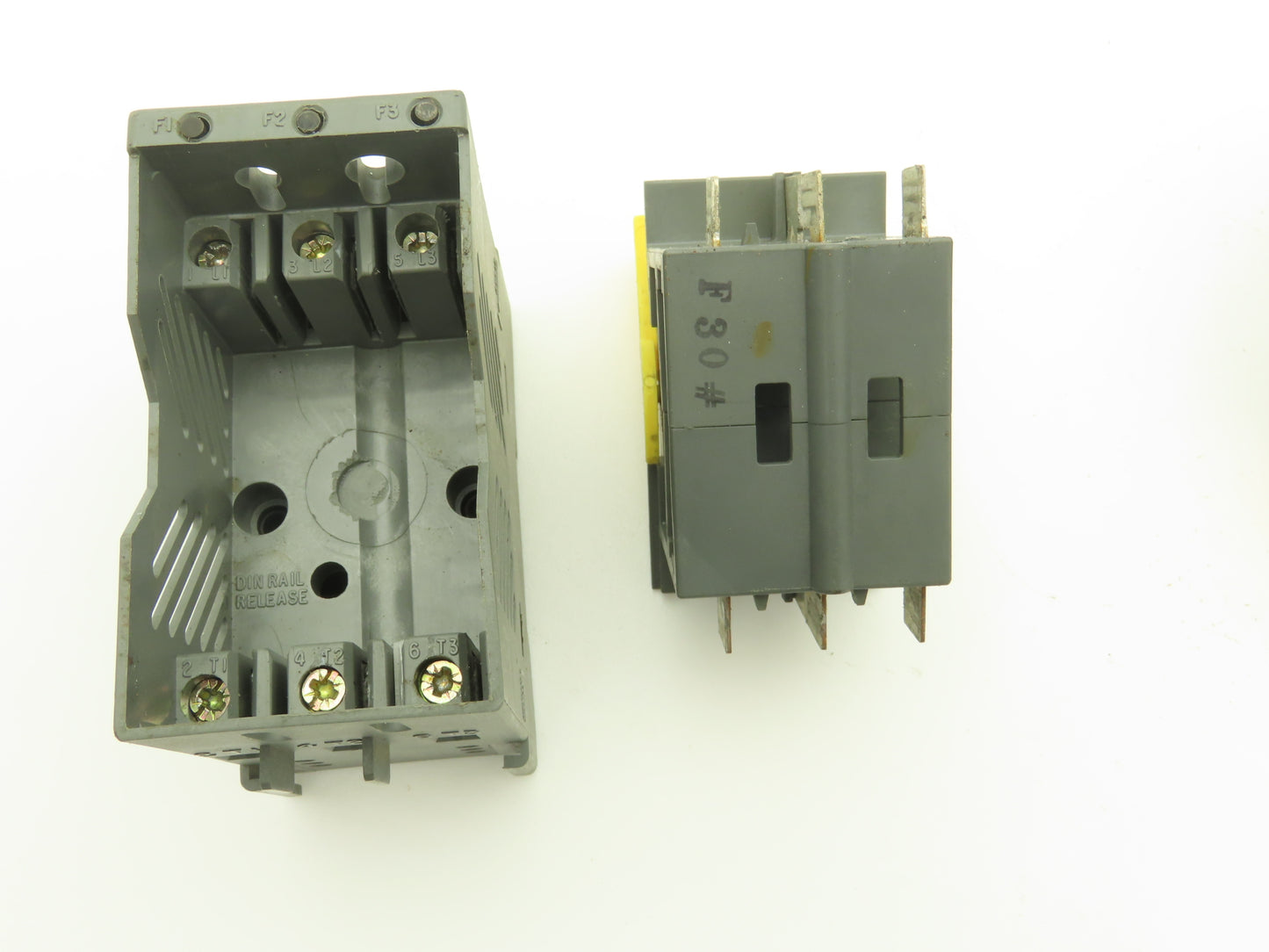 Bussman OPM-1038RC Optima Fuse Holder 30A 600V for Buss Class CC Fuse Lot of 24