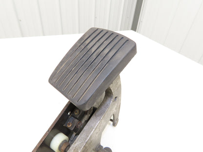 Hyster E60Z-33 Forklift Throttle Accelerator Pedal & Potentiometer