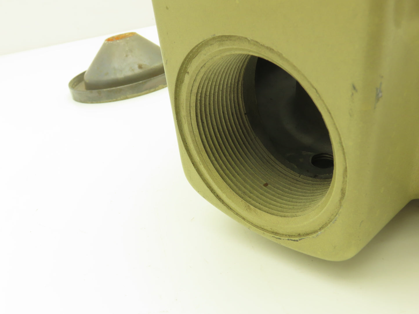 Norgren F18-C00-M3DA Compressed Air Line Filter 2"PTF 250PSI 40um w/Drain