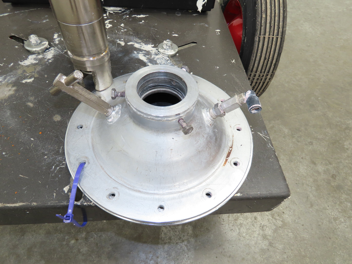 ARO AF0441-01 Pneumatic Extrusion Pump 6549 PSI 5 Gal Pail Lifter Unloader Cart