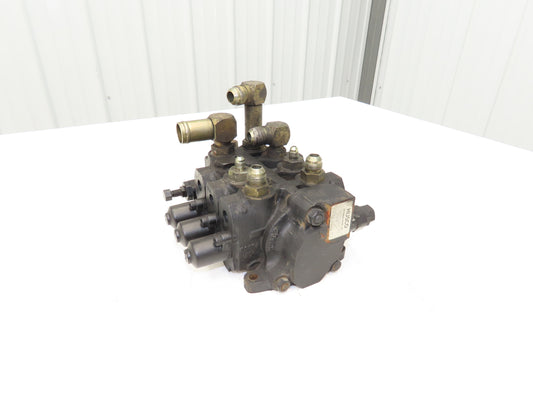 Husco 5000-C331 A Hydraulic 3-Spool Forklift Mast Control Valve Off E60Z-33
