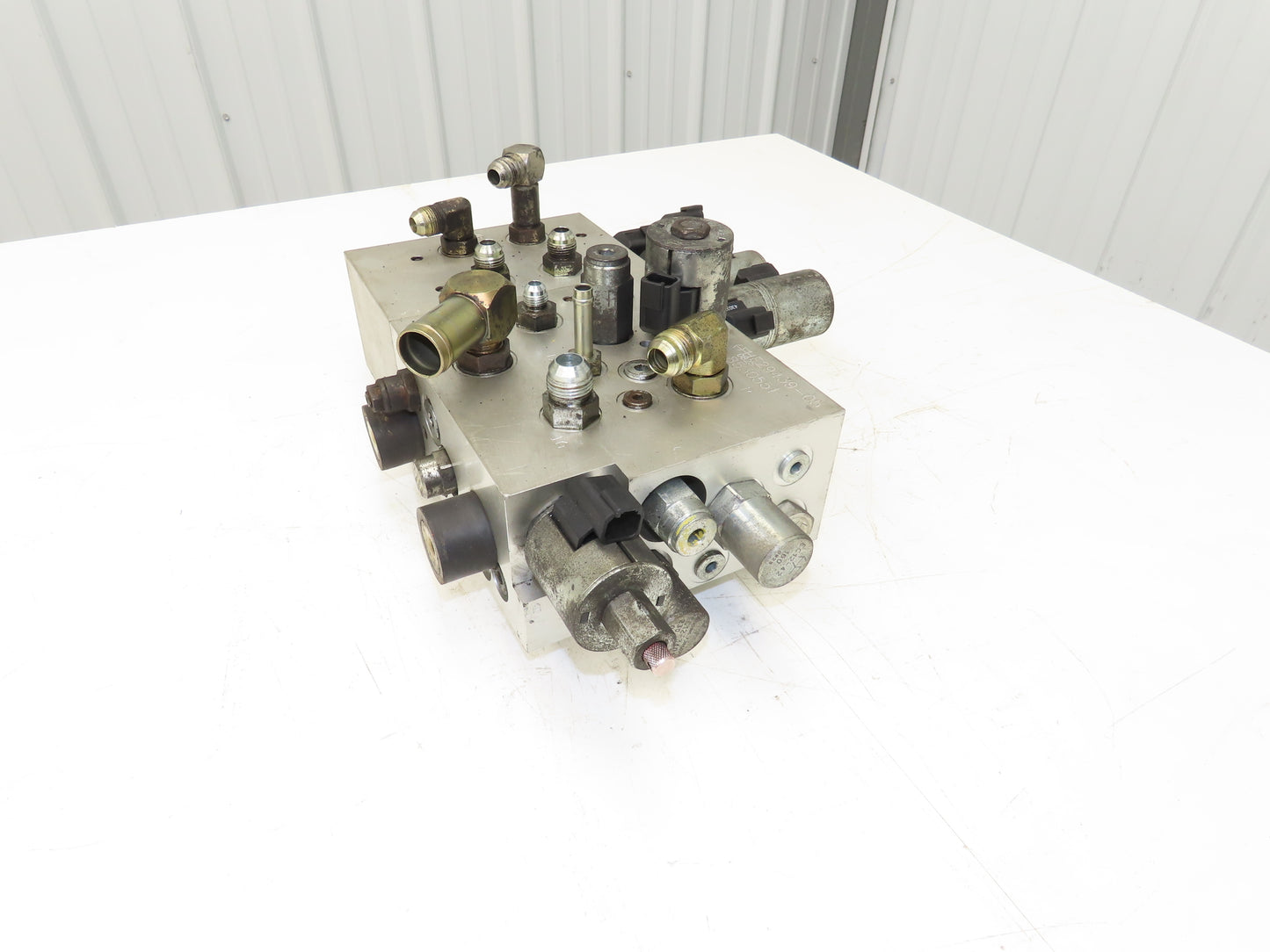 Hyster Hydraulic Manifold Block From E60Z-33 Forklift 8530551