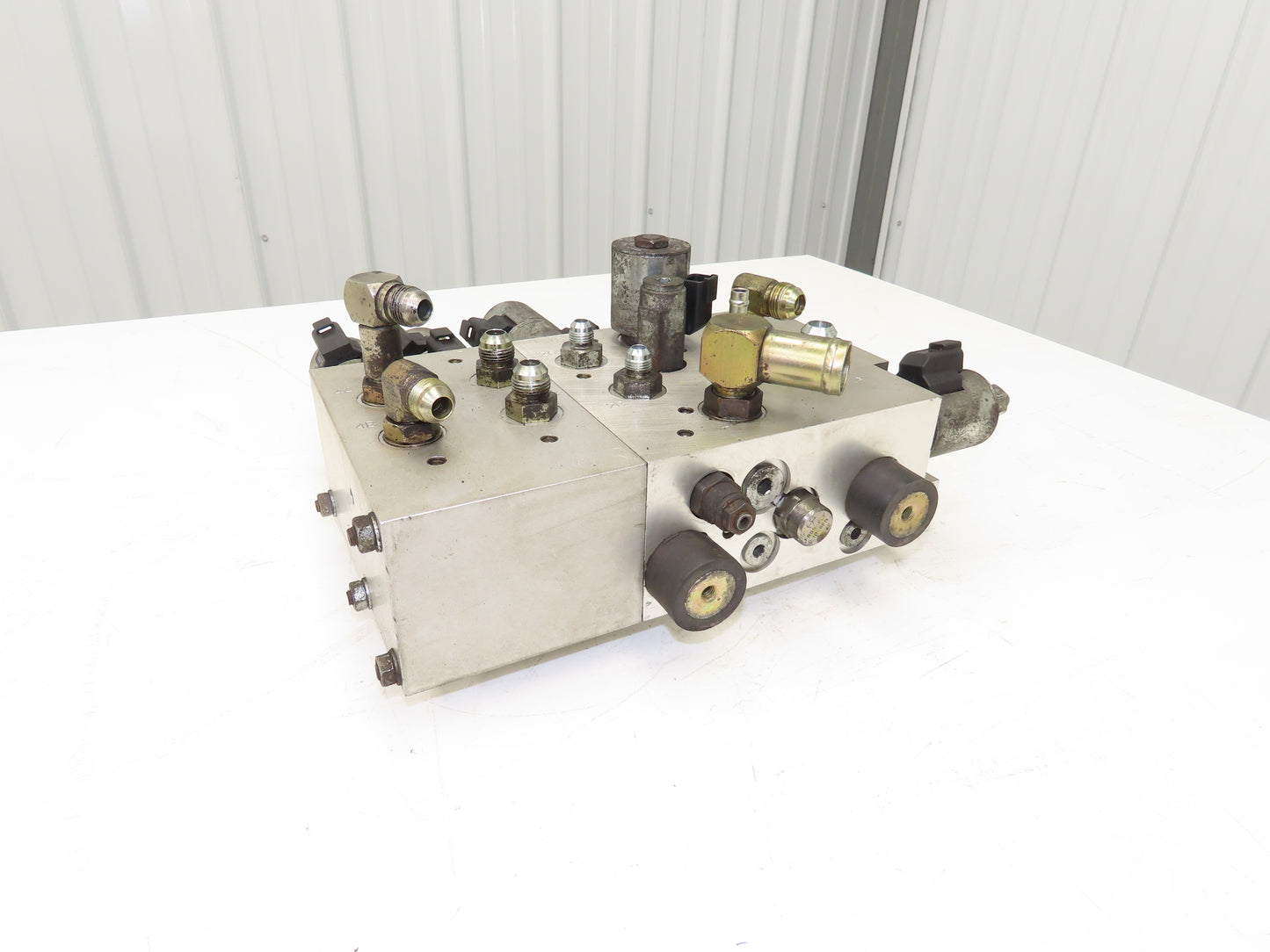 Hyster Hydraulic Manifold Block From E60Z-33 Forklift 8530551