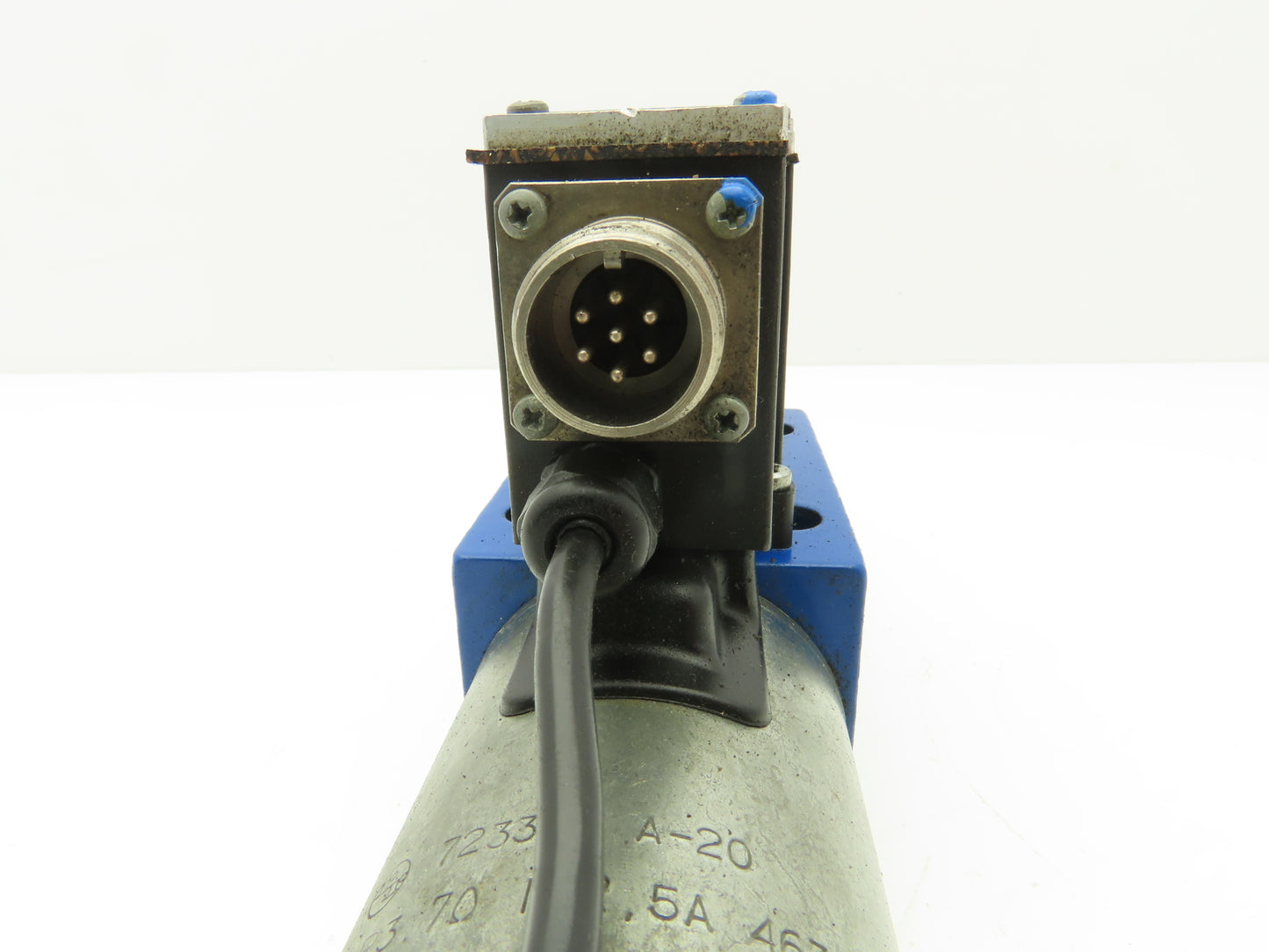 Rexroth 4WREE10W75-22/G24K31/A1V Proportional Directional Spool Valve 24VDC