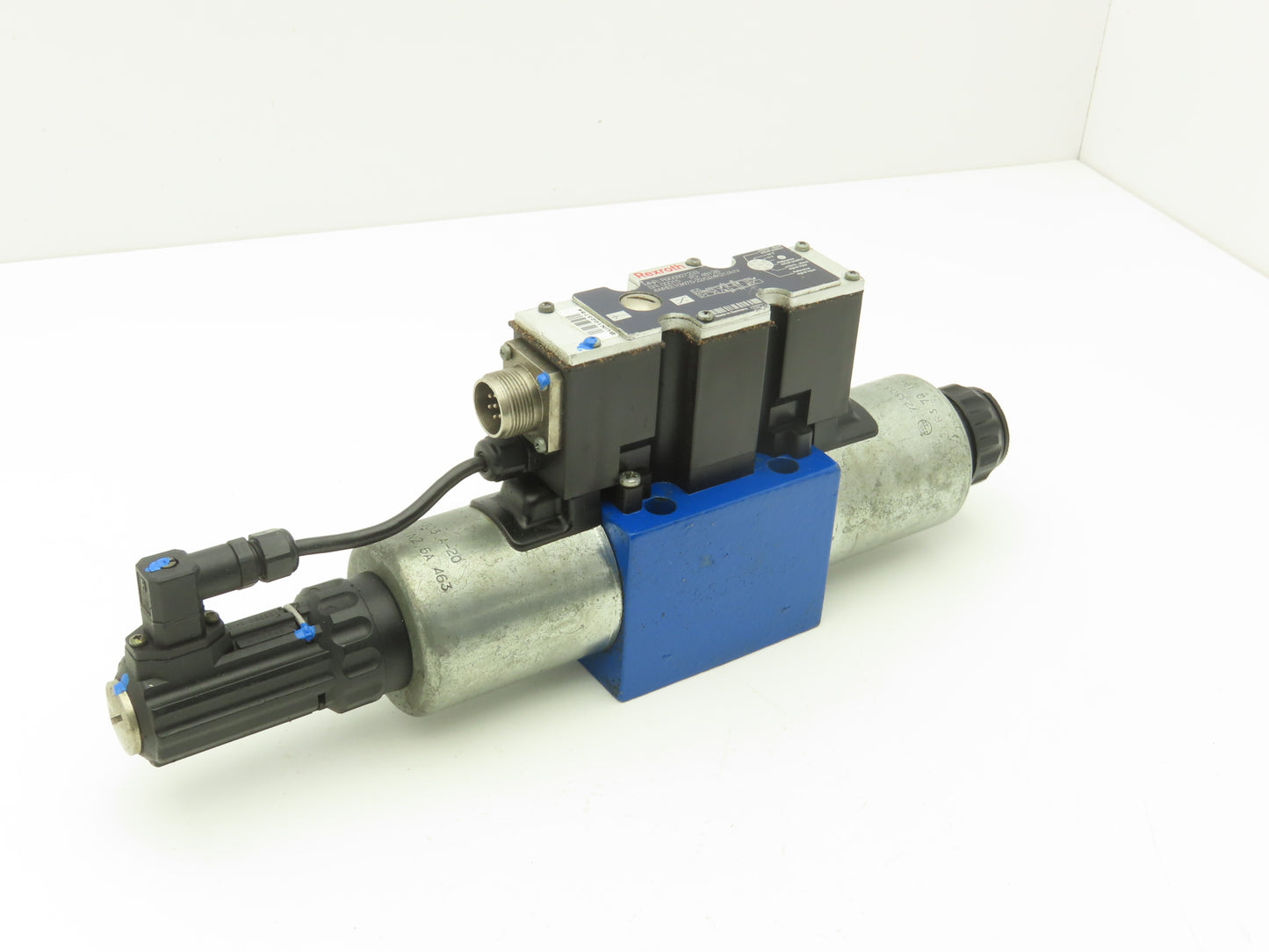 Rexroth 4WREE10W75-22/G24K31/A1V Proportional Directional Spool Valve 24VDC