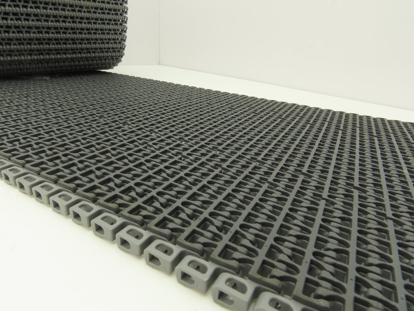 Midwest Rubber 1100 MatTop Flush Grid Friction Top Conveyor Belt 13"W x 16' 3"L