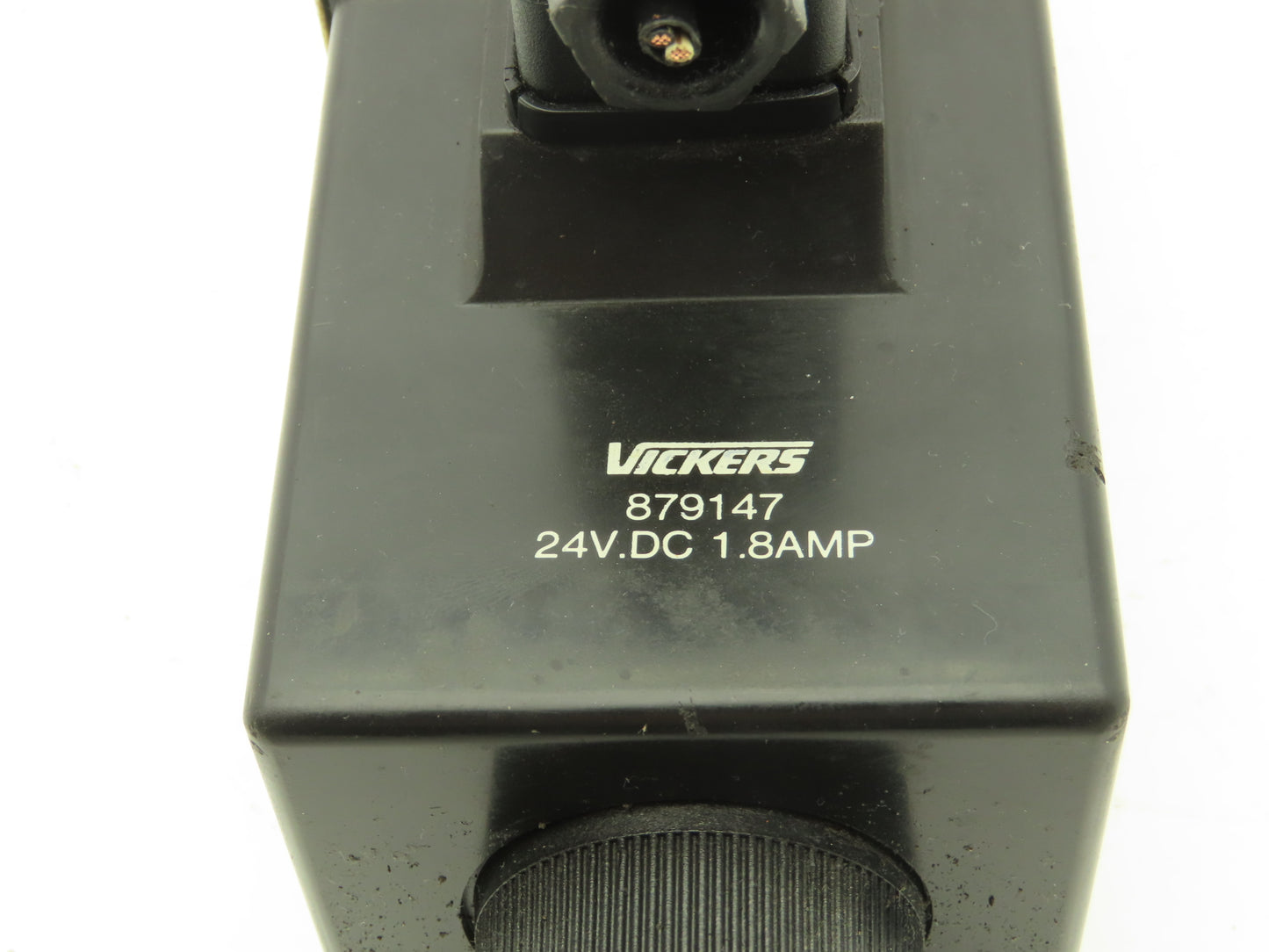 Vickers DG4S4 012B U H 60 S552 Directional Control Solenoid Valve 24VDC