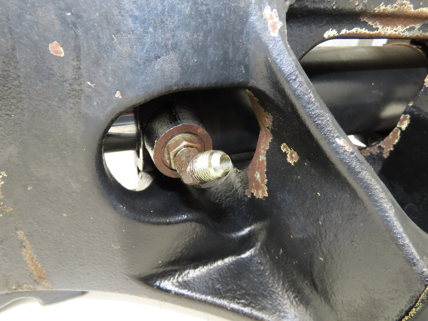 Hyster E60Z-33 Electric Forklift Rear Axle Dual Hydraulic Steering Assembly