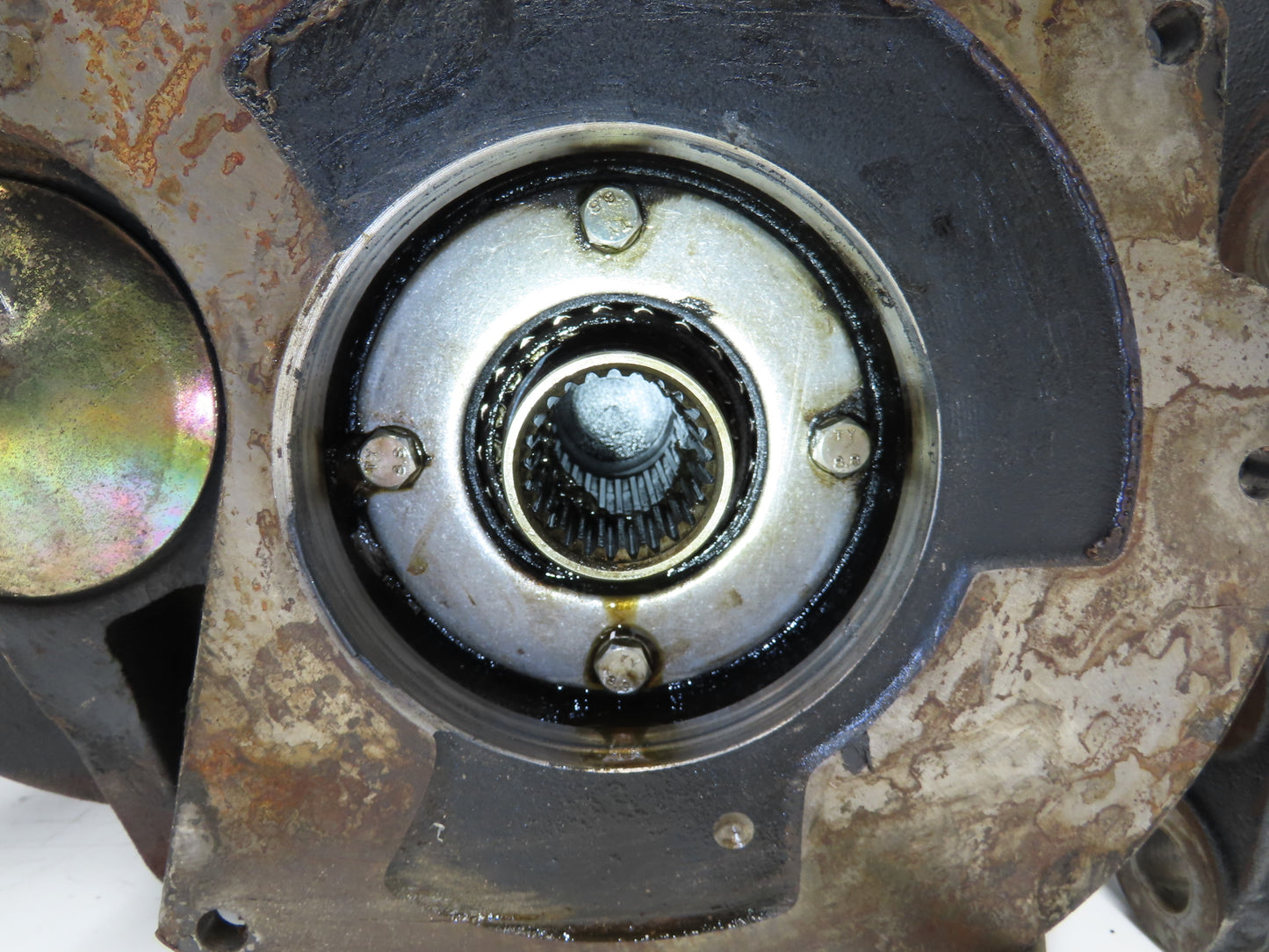 Hyster E60Z-33 Forklift Front Dual Wheel Drive Axle Assembly 6-Lug & Park Brake