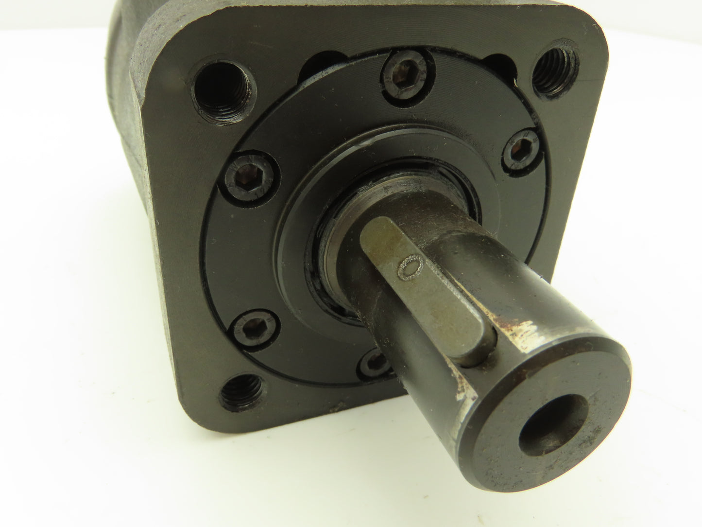 Danfoss OMP 160 151-7065 Hydraulic Orbital Motor 1" Shaft 4-Bolt 160ccm/rev