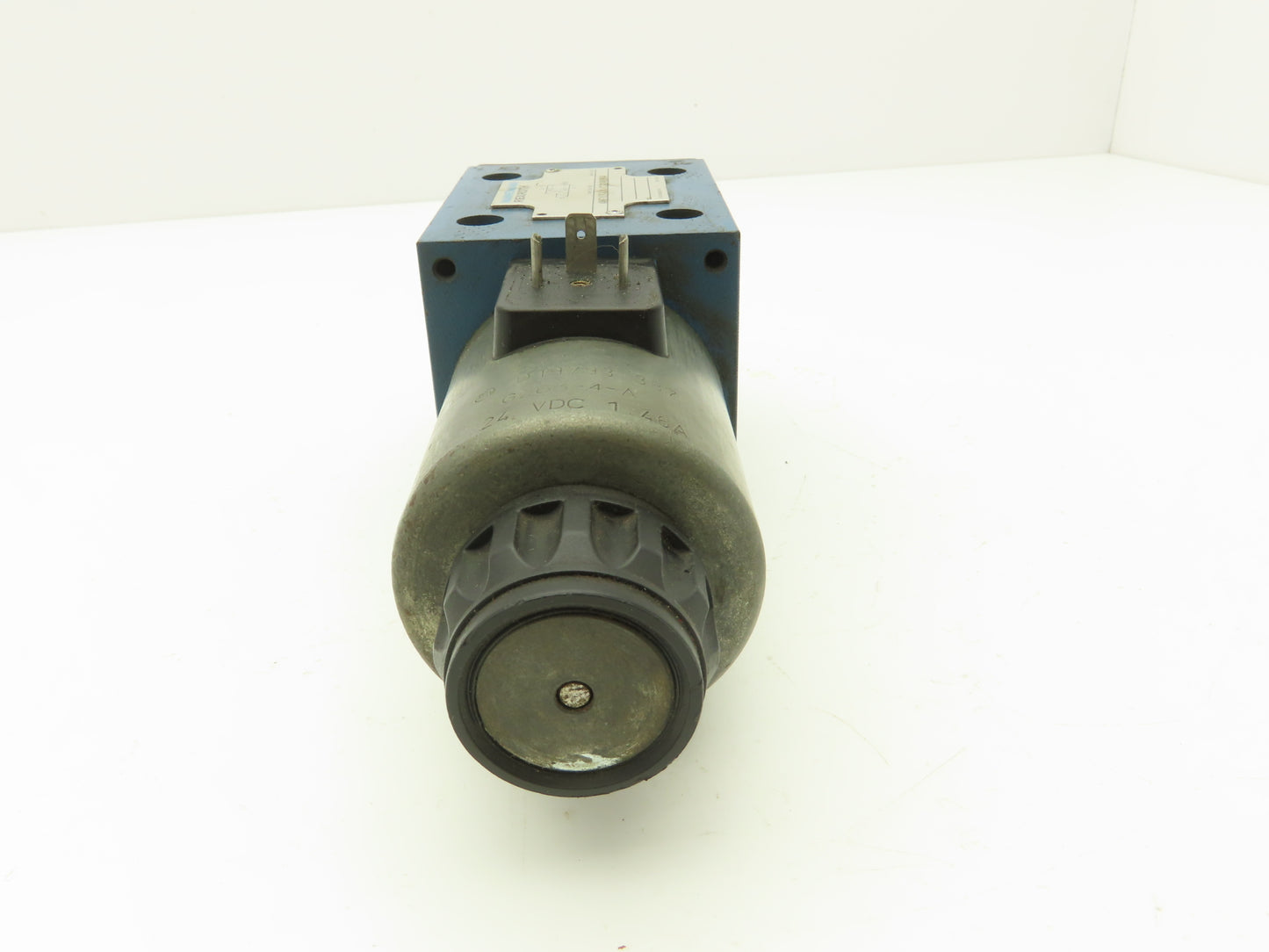 Rexroth 4WF10FA31/CG24N9K4 Hydraulic Solenoid Directional Control Valve 24VDC