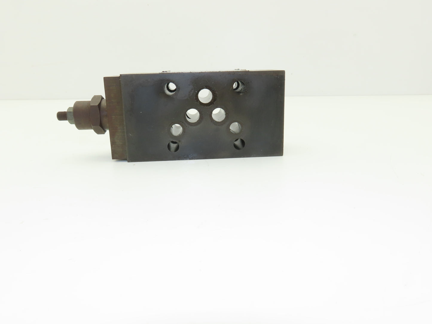 Vickers DGMC-5-AT-FW-S-30 SystemStak Hydraulic Pressure Relief Valve 4570 PSI