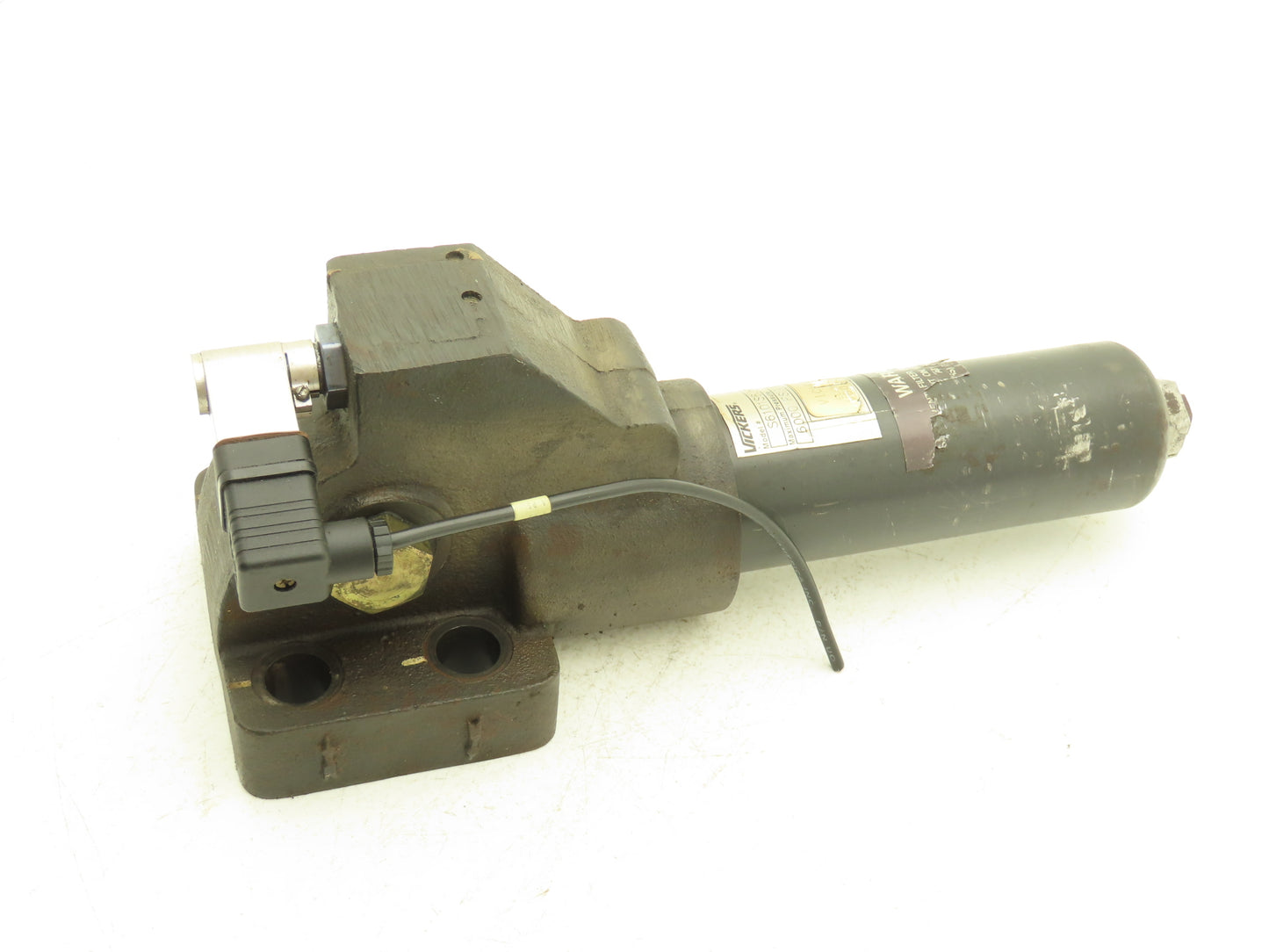 Hycon S6101S6UH1B2V05 Hydraulic Filter 6000psi 4-Bolt SAE w/Indicator