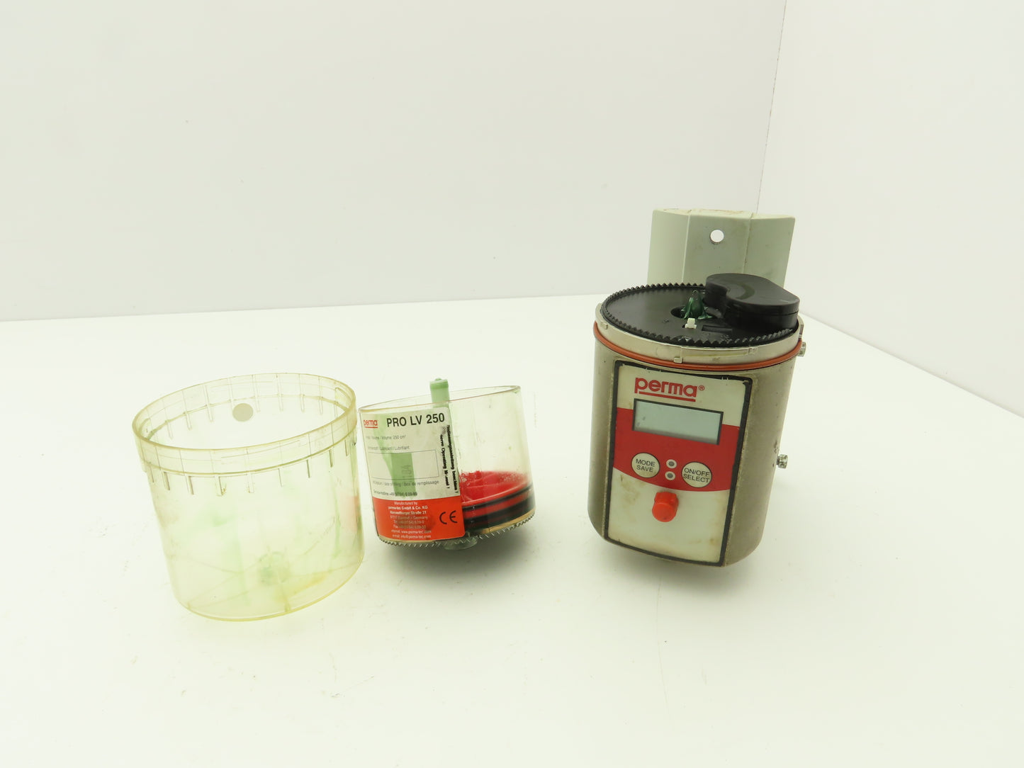 Perma PRO Multi-Point Digital Lubricator Battery Operated LV 250cc Cartridge