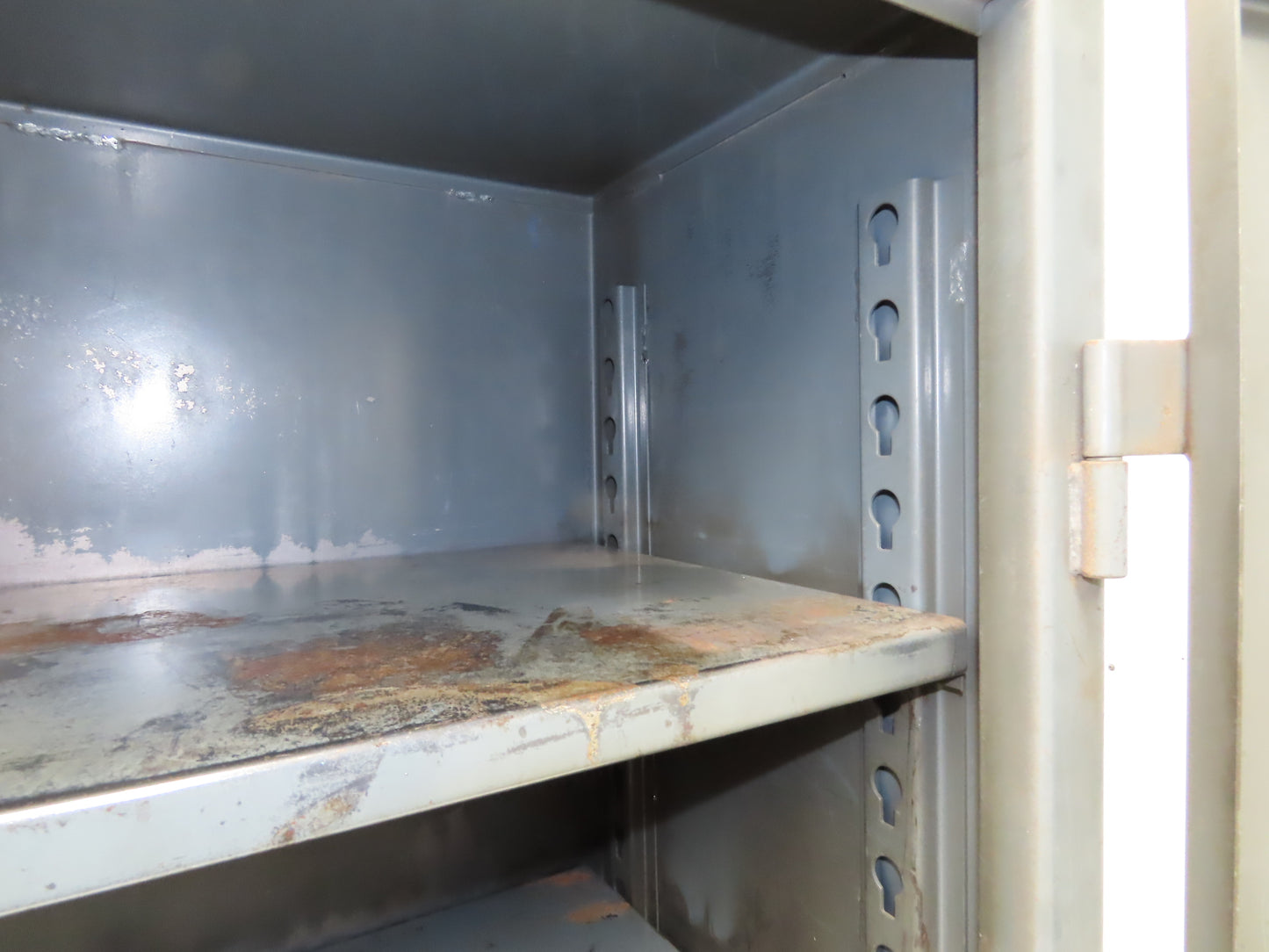 Strong Hold Extreme Duty 12 GA Counter-Height Cabinet 2 Shelf 36x20x42"