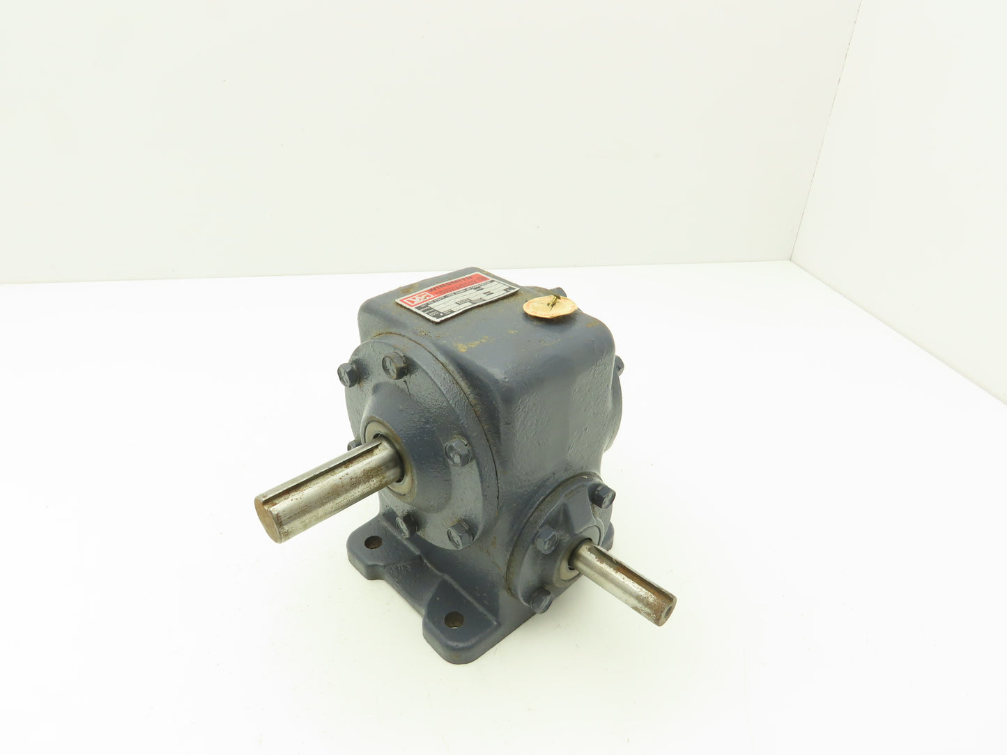 Winsmith 3CB Speed Reducer 7.5:1 Ratio Worm Gearbox 2Hp 240rpm 7/8" LH Output