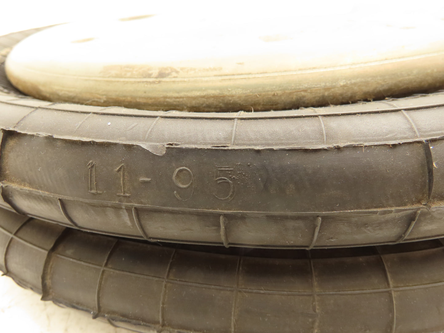 Enidine Goodyear YI-2314-352 Extend Air Spring Bag Double Convoluted 11.5" Plate