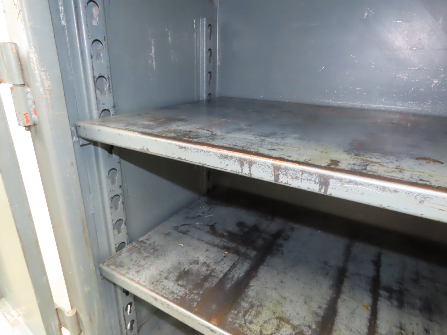 Strong Hold 12 GA Counter-Height Cabinet 2 Shelf 36x20x36" Tool Cart