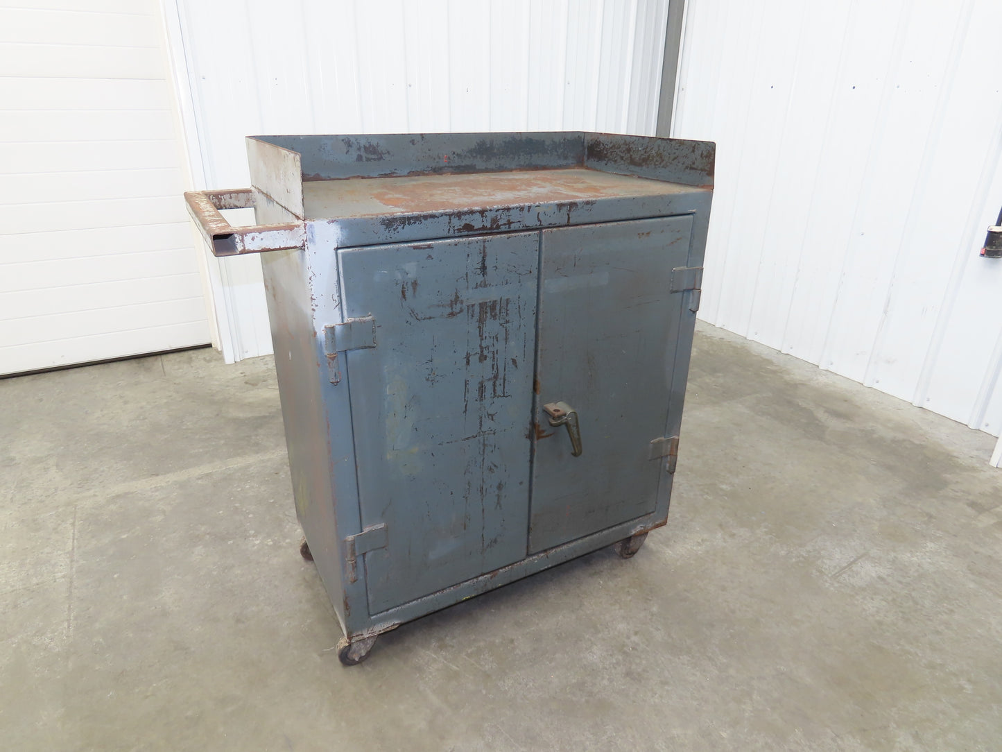 Strong Hold 12 GA Counter-Height Cabinet 2 Shelf 36x20x36" Tool Cart