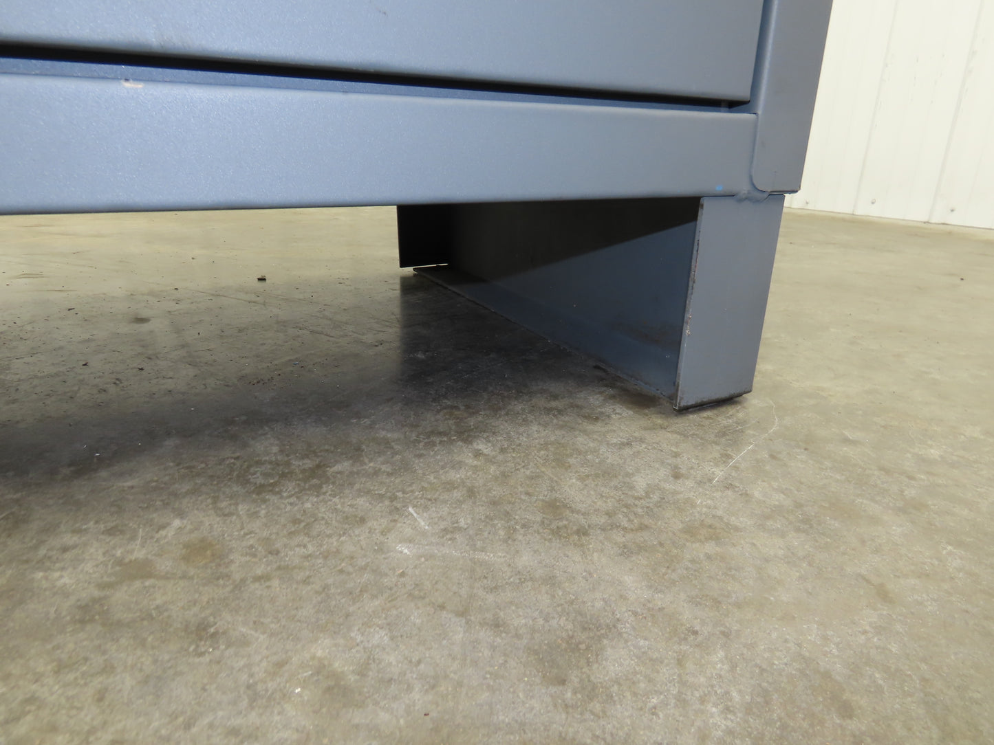 Durham Extreme Duty 14 GA Counter-Height Cabinet 2 Shelf 36x24x42"