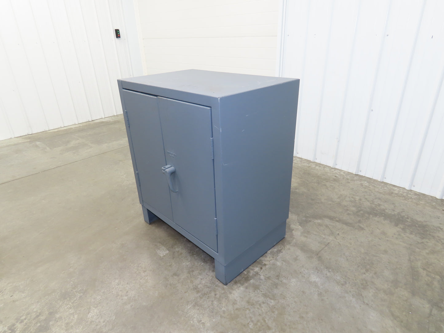 Durham Extreme Duty 14 GA Counter-Height Cabinet 2 Shelf 36x24x42"