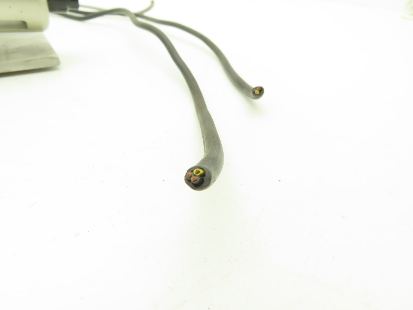 Nitra/Festo AVS-533C2-24D Pneumatic Solenoid & On/Off Valve w/Filter/Regulator