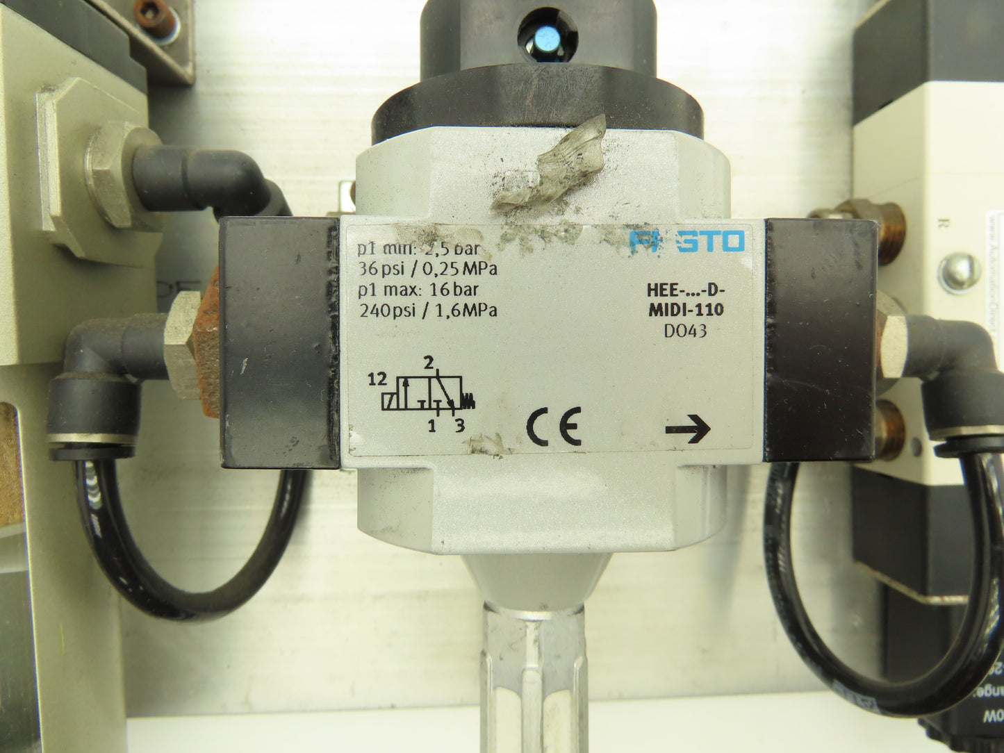 Nitra/Festo AVS-533C2-24D Pneumatic Solenoid & On/Off Valve w/Filter/Regulator