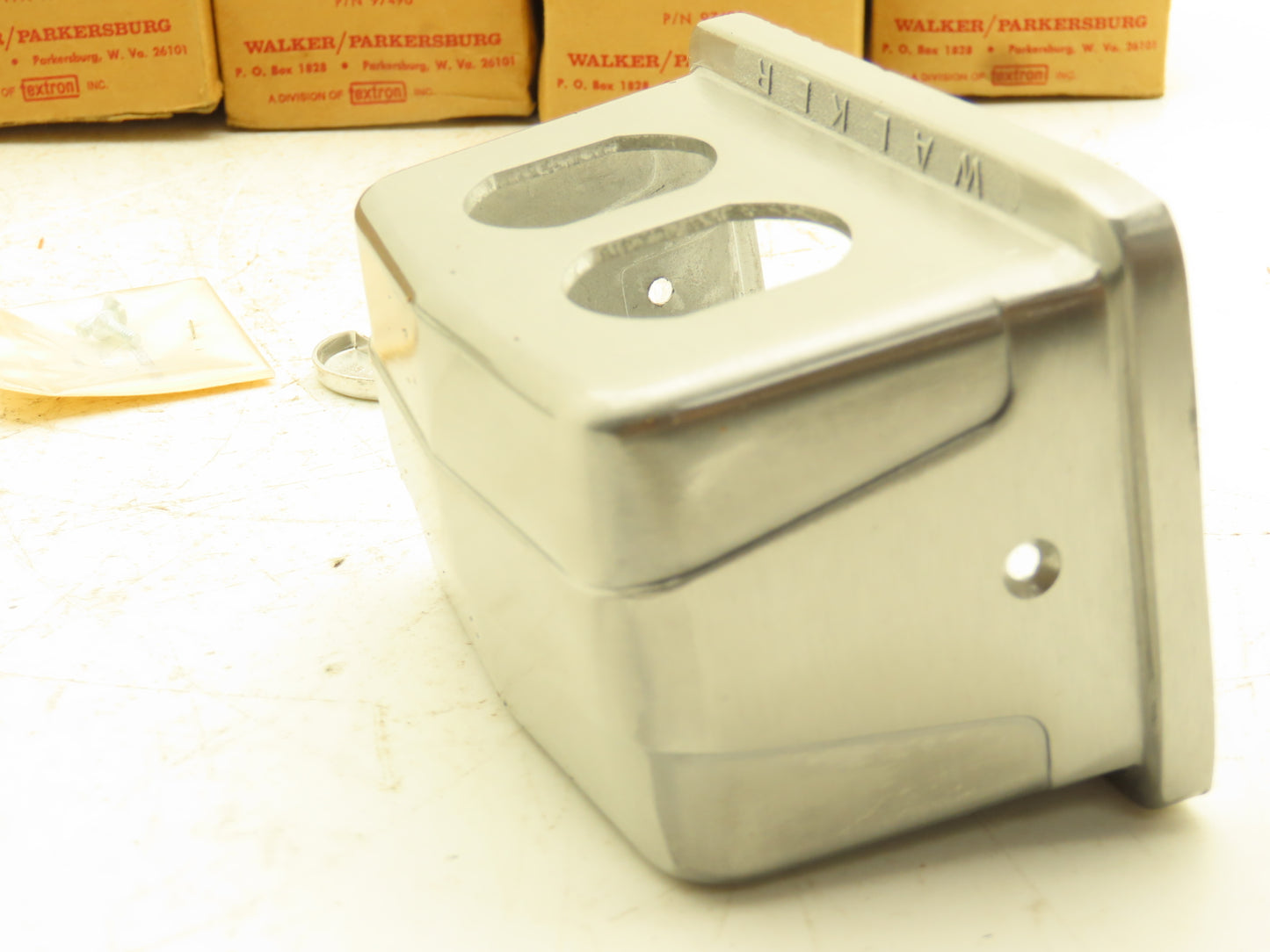 Walker  513 ALEDPSG-G Service Fitting W/Duplex Receptacle Lot of 5