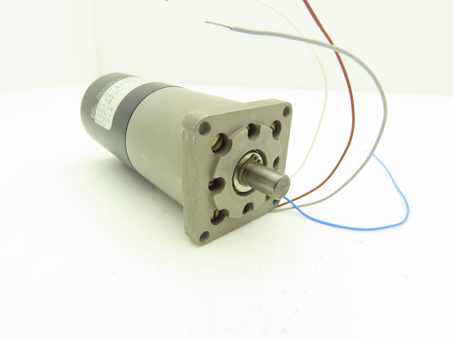 TRW Globe Motors 83A114-3382 Gearcase Motor 20Watt 115VAC 1PH .354 RPM