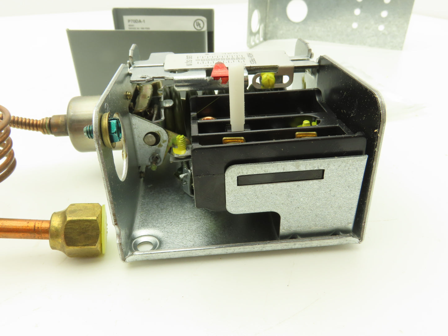 Johnson Controls 4E041 High Pressure Lockout Control 50-500 PSIG 36" Capillary