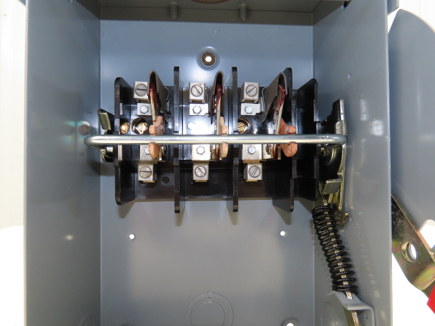 Cutler Hammer DG322URB Safety Disconnect Switch 60A 240V 3 Pole Non Fused 3R