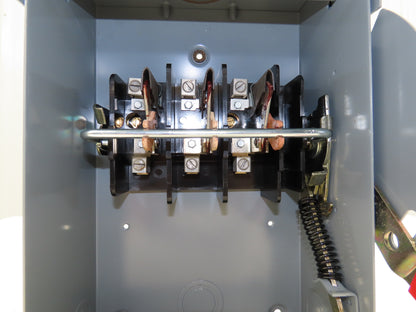 Cutler Hammer DG322URB Safety Disconnect Switch 60A 240V 3 Pole Non Fused 3R