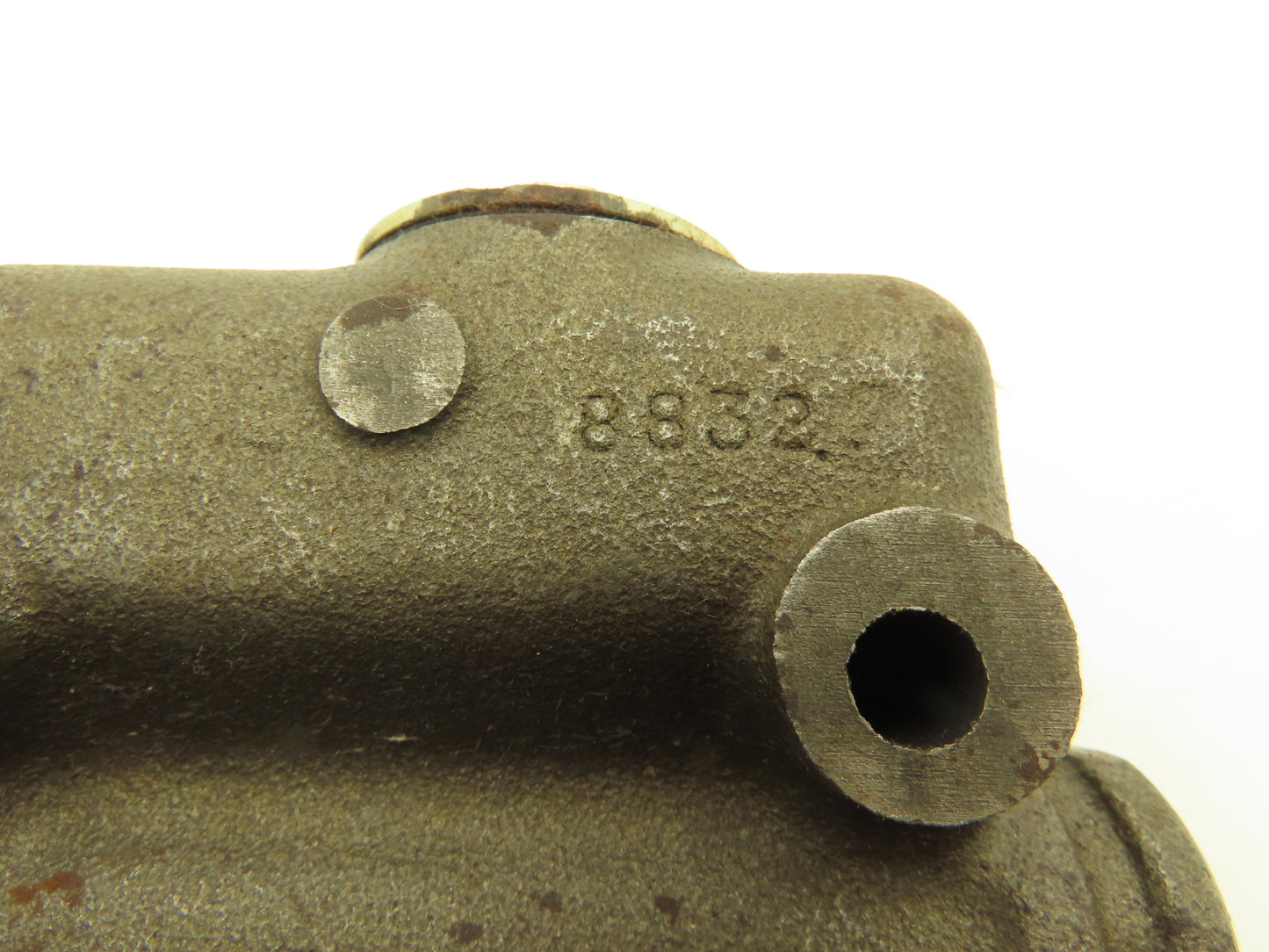 8832 Forklift Hydraulic Brake Master Cylinder 1" Bore 1/2" Outlet