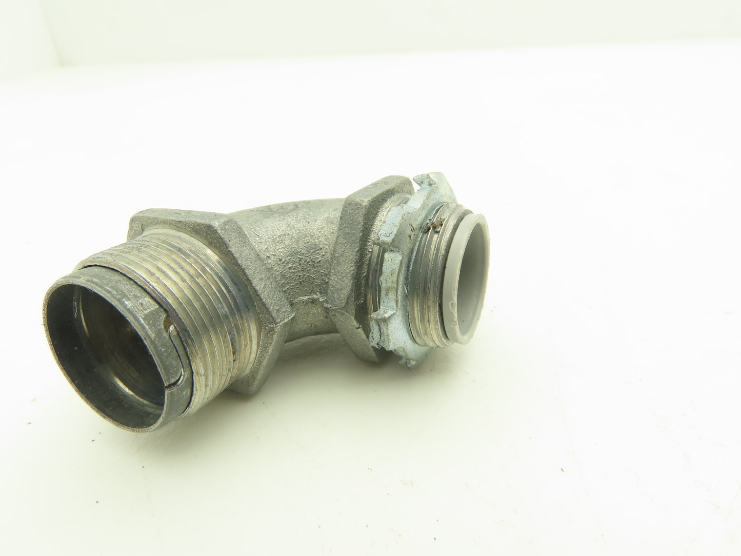 Efcor 3/4" 90° Elbow EMT Metallic Conduit Connector Fitting  Box of 25