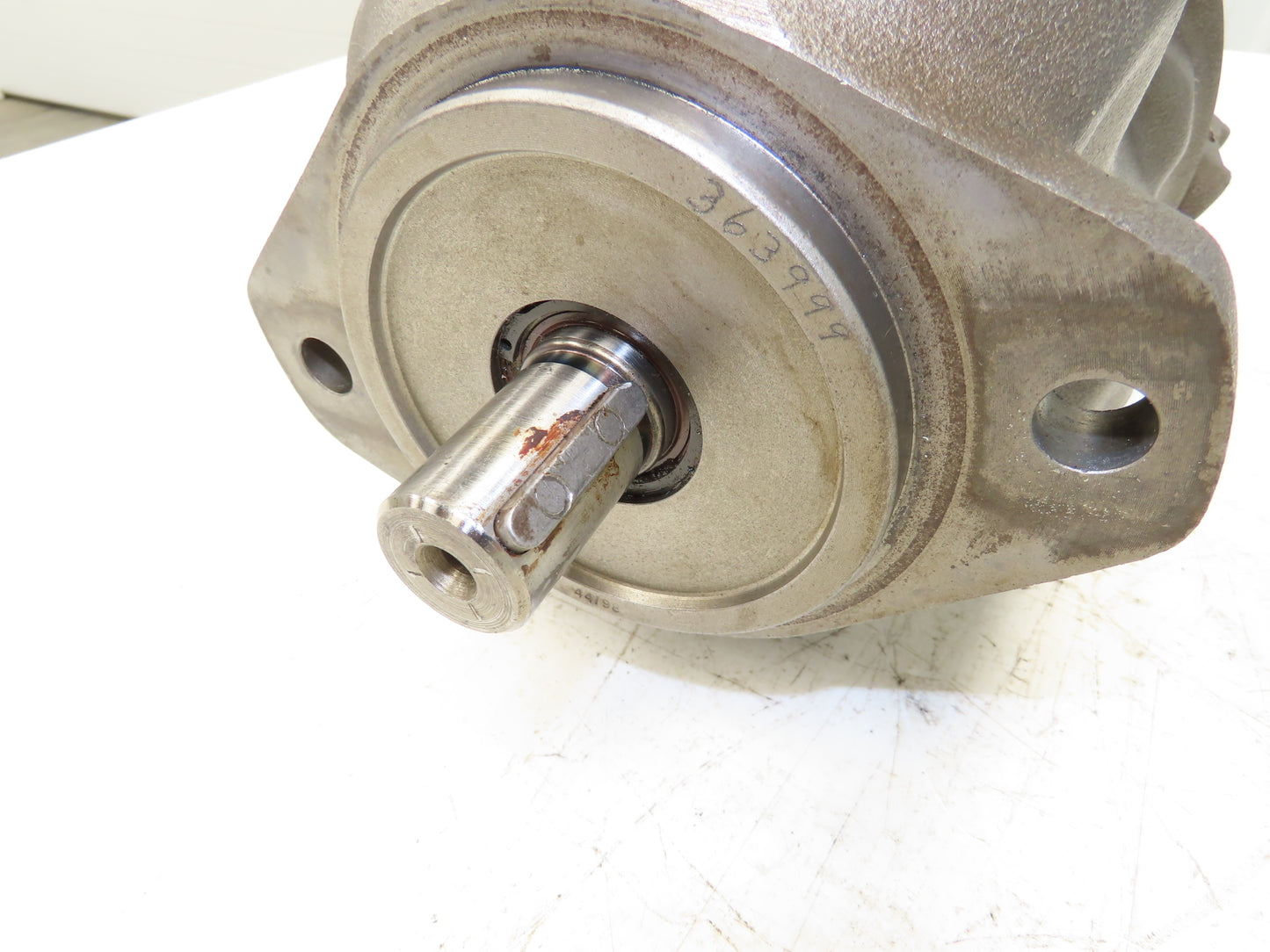 Rexroth A10VS045DFR1/31R-PKC62K02 Hydraulic Piston Pump Series 31 Flow Control