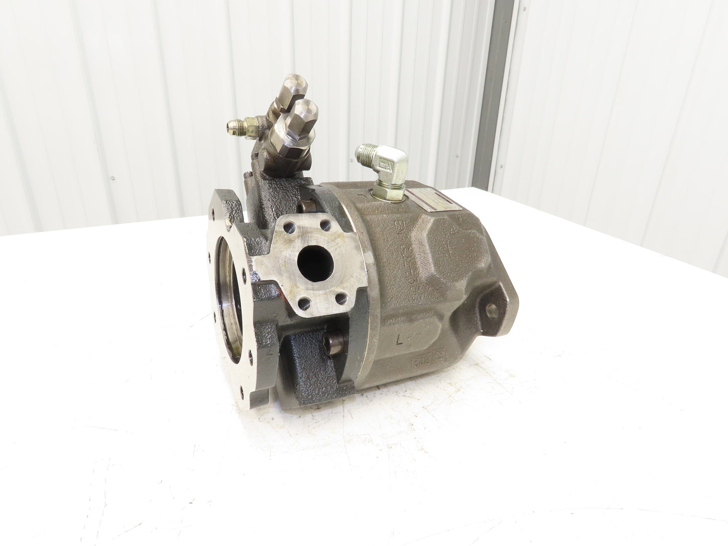 Brueninghaus Rexroth AA10VS045DFR1/31R-PKC62K02 Hydraulic Piston Pump Series 31