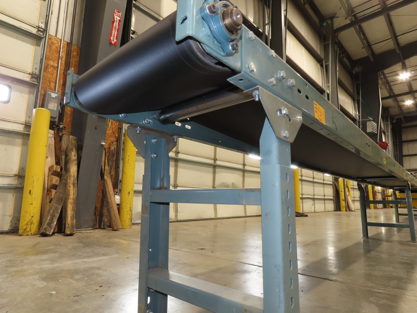 Hytrol 18"x 50' Slider Bed Conveyor 15.5" Belt 2Hp 3PH Center Drive 53FPM