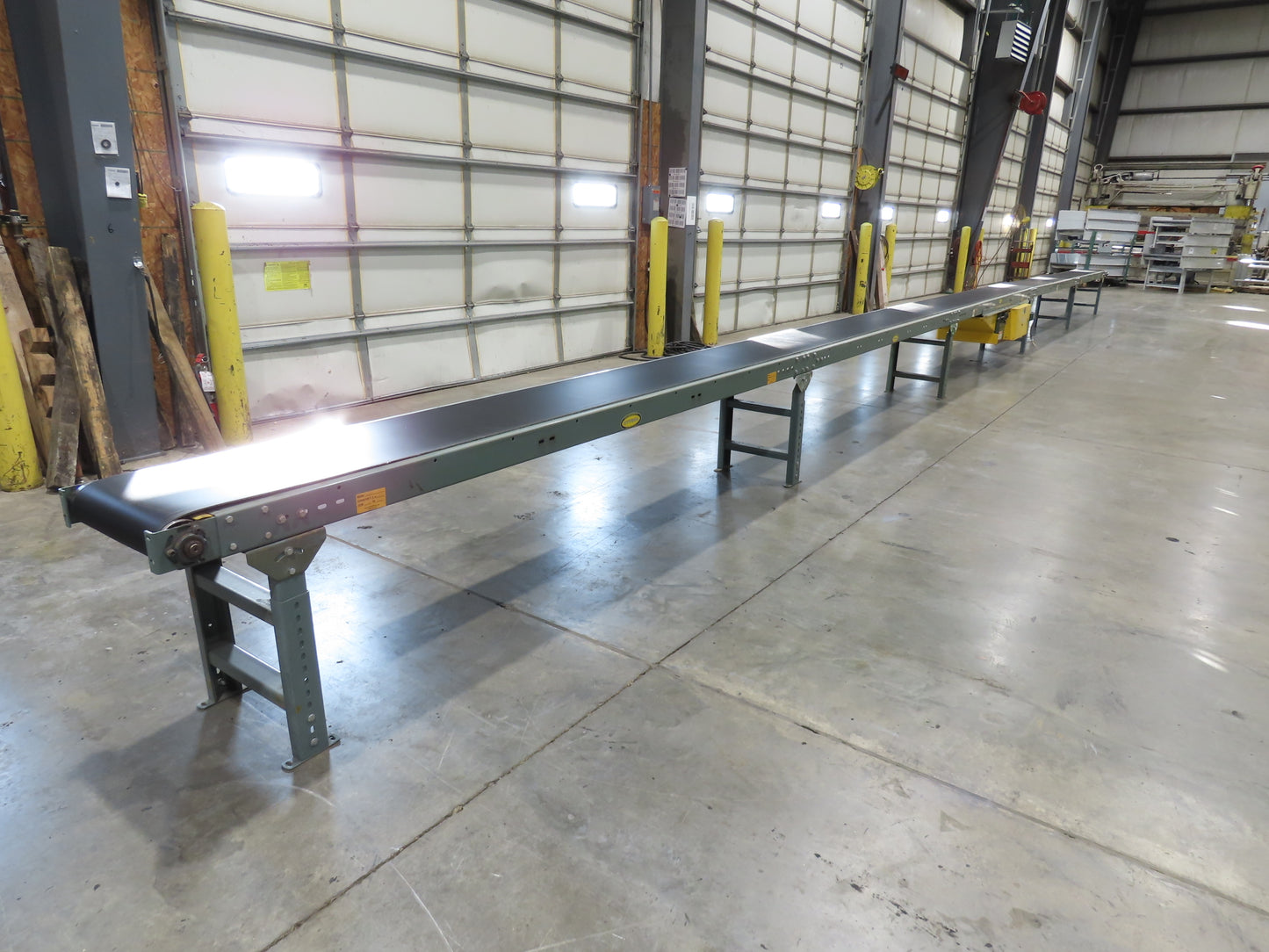 Hytrol 18"x 50' Slider Bed Conveyor 15.5" Belt 2Hp 3PH Center Drive 53FPM