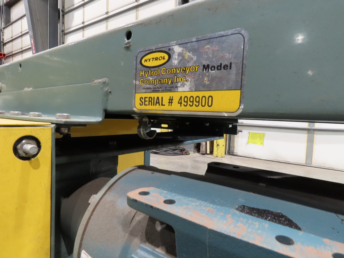 Hytrol 18"x 50' Slider Bed Conveyor 15.5" Belt 2Hp 3PH Center Drive 53FPM