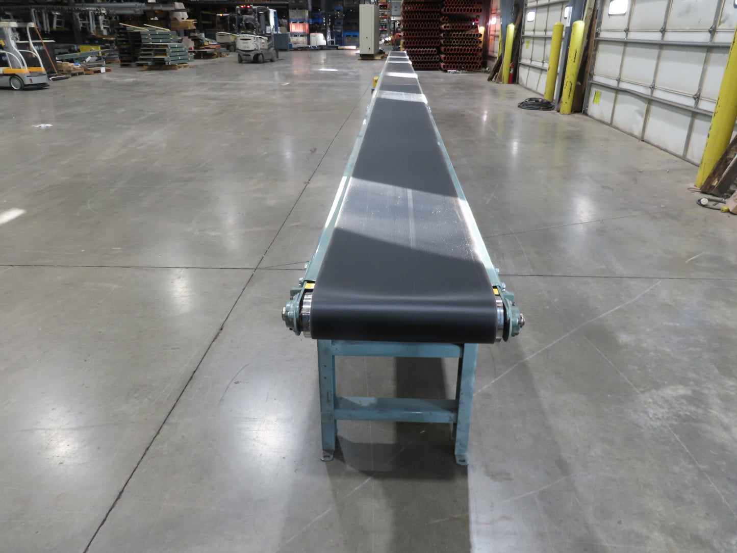 Hytrol 18"x 50' Slider Bed Conveyor 15.5" Belt 2Hp 3PH Center Drive 53FPM