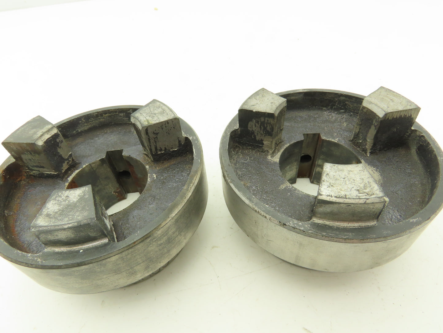 Magnaloy Model 400 Flex Coupling Hub Aluminum 1-5/8" Bore 	3/8" Keyway Set