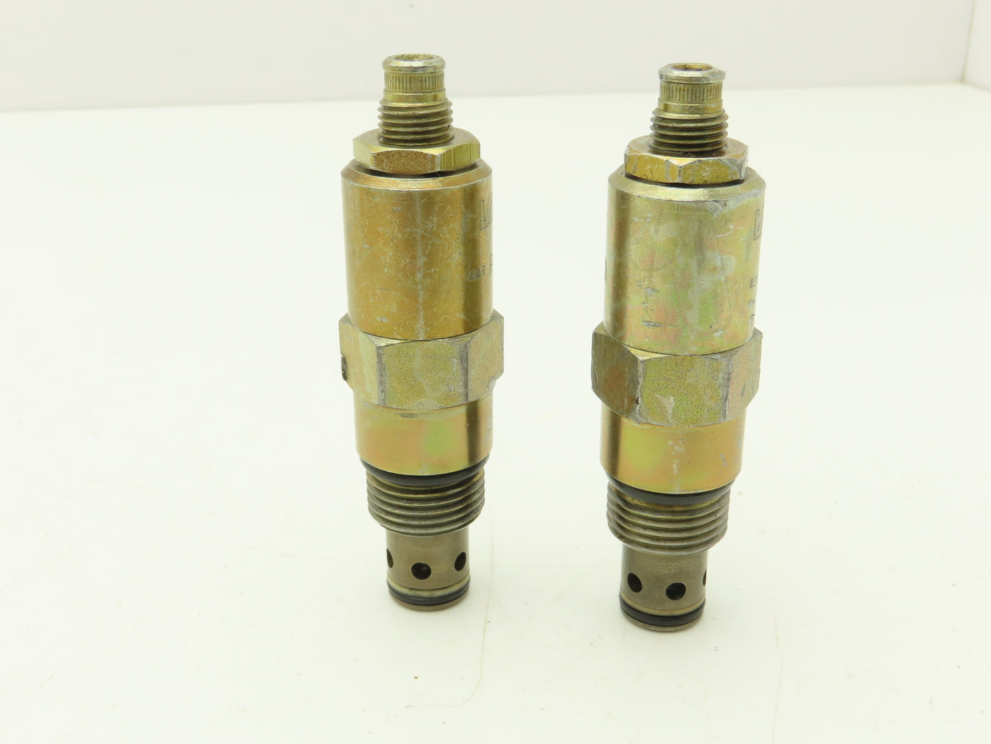 Vickers RV5-10-S-0-35/30 Screw-In Cartridge Relief Valve  Lot of 2