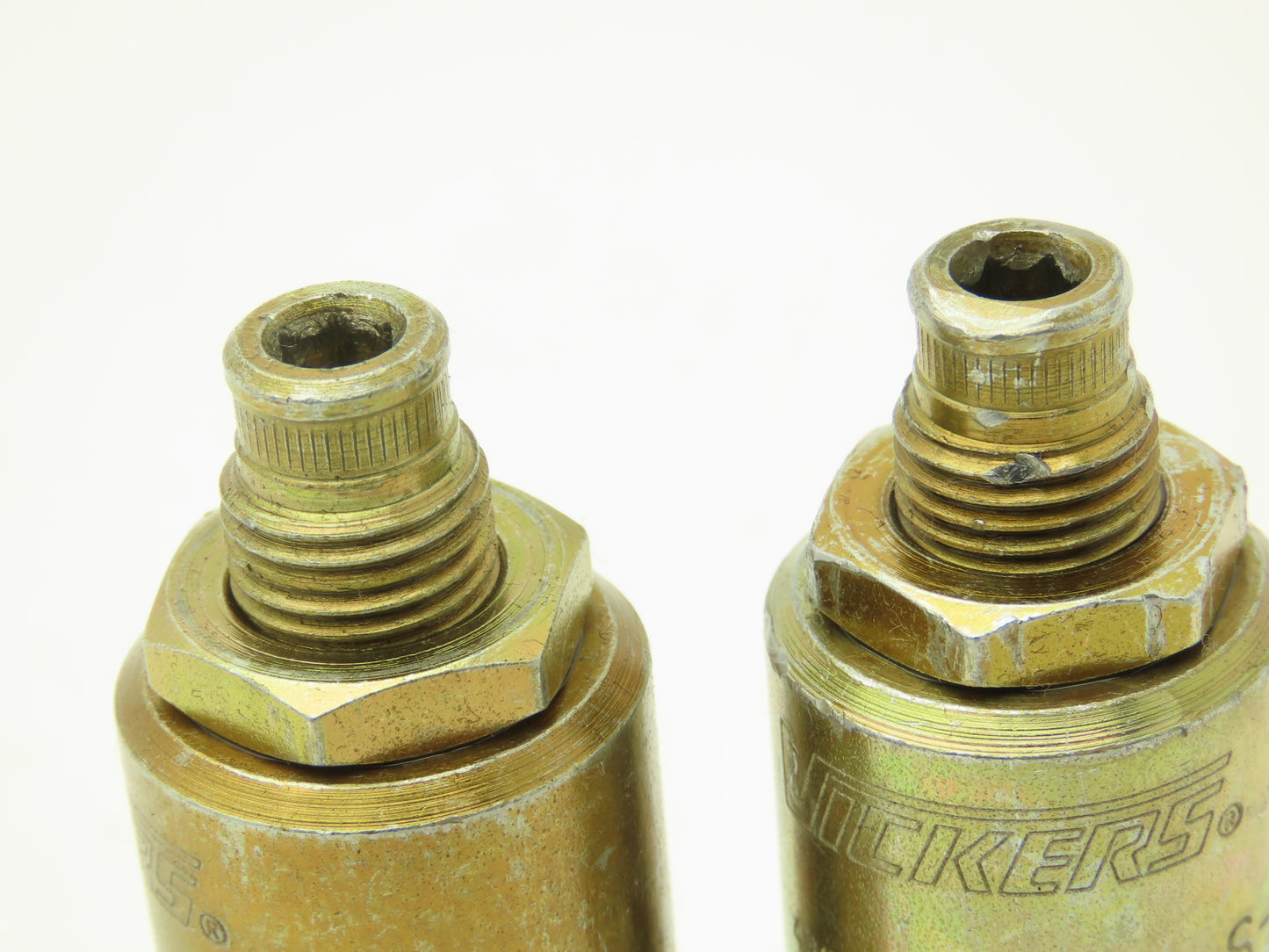 Vickers RV5-10-S-0-35/30 Screw-In Cartridge Relief Valve  Lot of 2