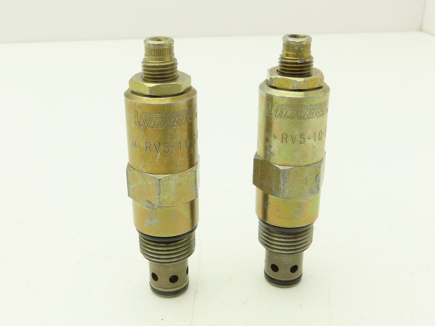 Vickers RV5-10-S-0-35/30 Screw-In Cartridge Relief Valve  Lot of 2