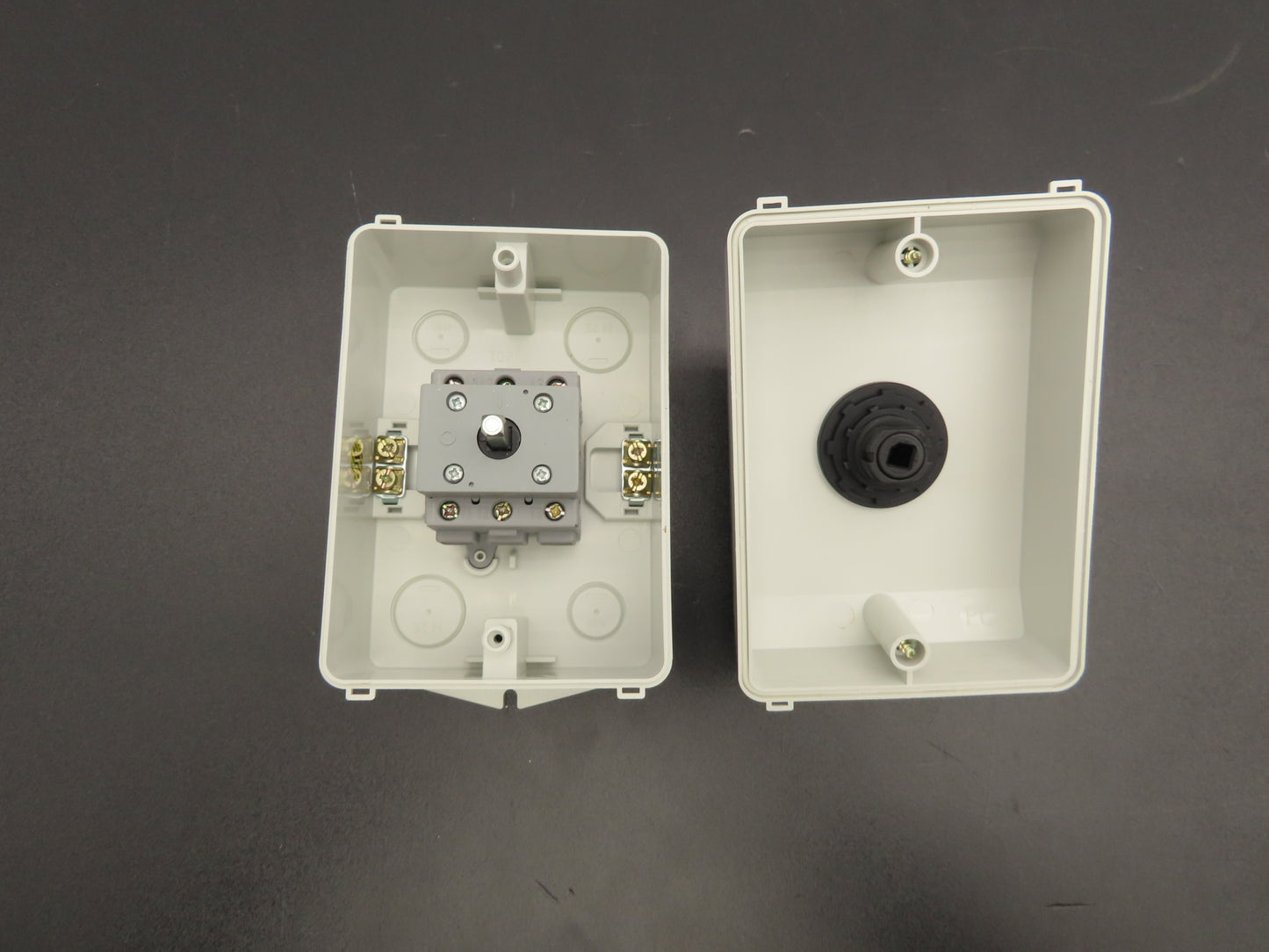 Siemens 3LD2164-OTB53 Disconnector Switch Main Emergency Stop 400VAC 25A 9.5kW