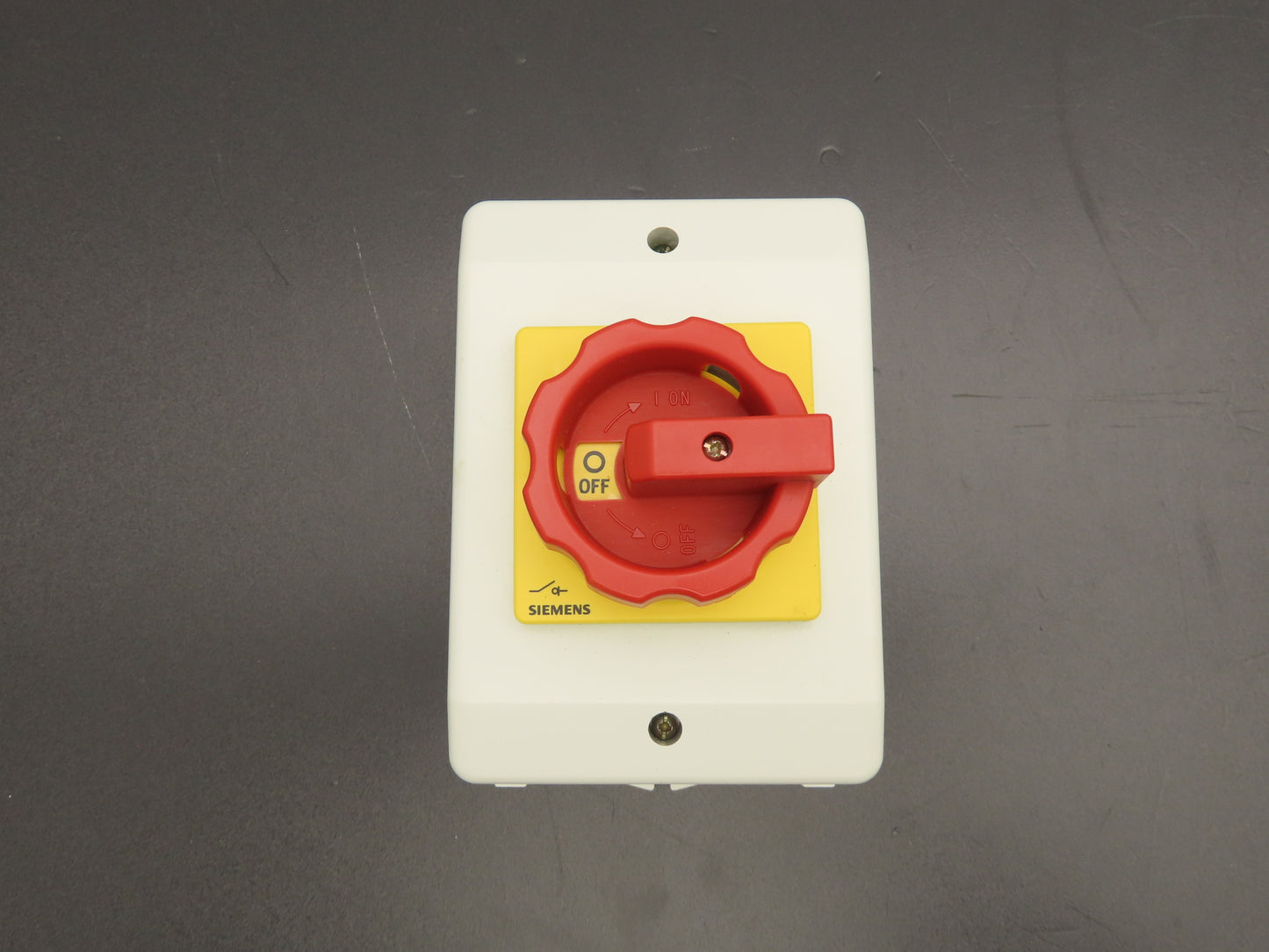 Siemens 3LD2164-OTB53 Disconnector Switch Main Emergency Stop 400VAC 25A 9.5kW