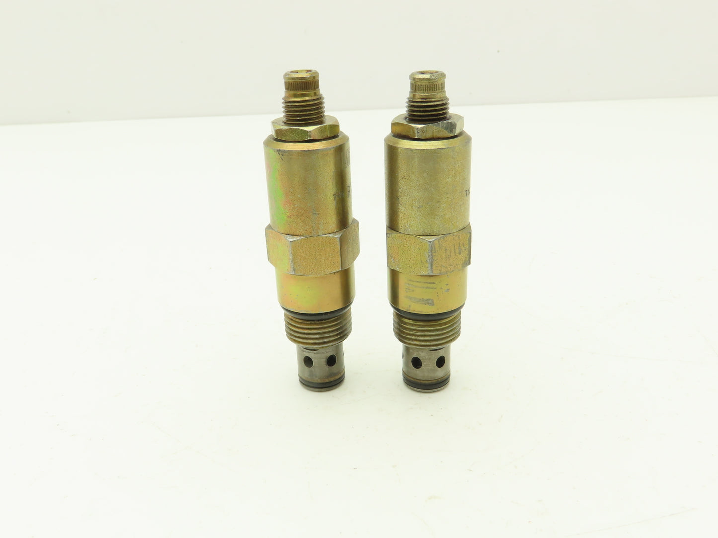 Vickers RV5-5237-30 Screw-In Cartridge Relief Valve  Lot of 2
