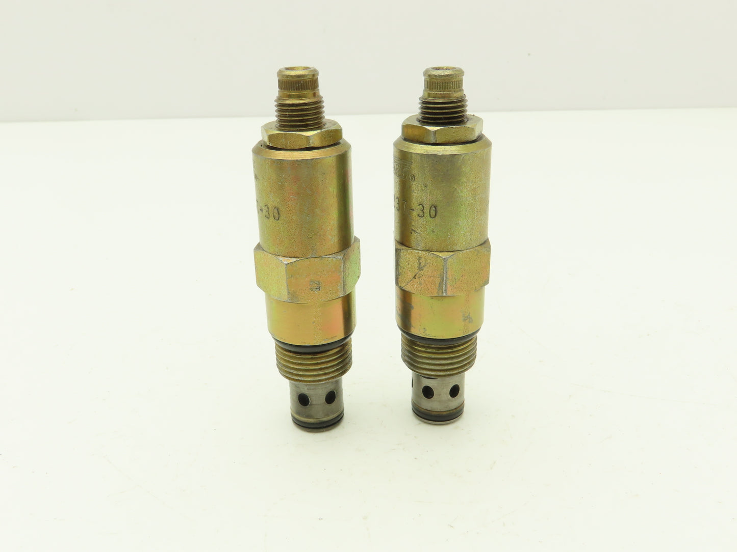 Vickers RV5-5237-30 Screw-In Cartridge Relief Valve  Lot of 2