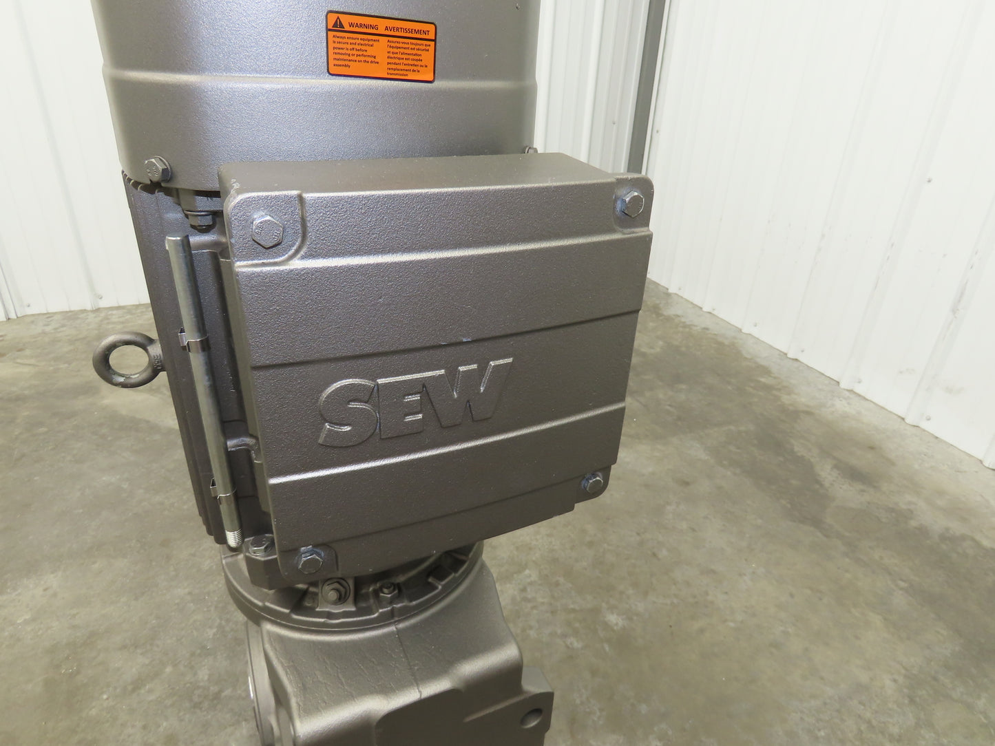 Sew Eurodrive KA97B DRL180S4BE32HR/TF/EG7S/AL/C Gearmotor 134-200RPM 329-500VAC